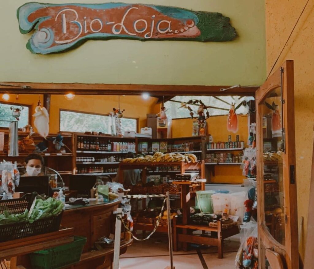 bioloja demétria botucatu